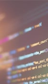Bild zeigt einen Bildschirm mit Programmiercode